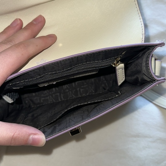 Danielle Nicole Disney Tangled Rapunzel & Pascal Floral Handbag - Picture 6 of 6